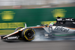 Серхіо Перес, Sahara Force India F1 VJM09 заблокував колеса на гальмуванні