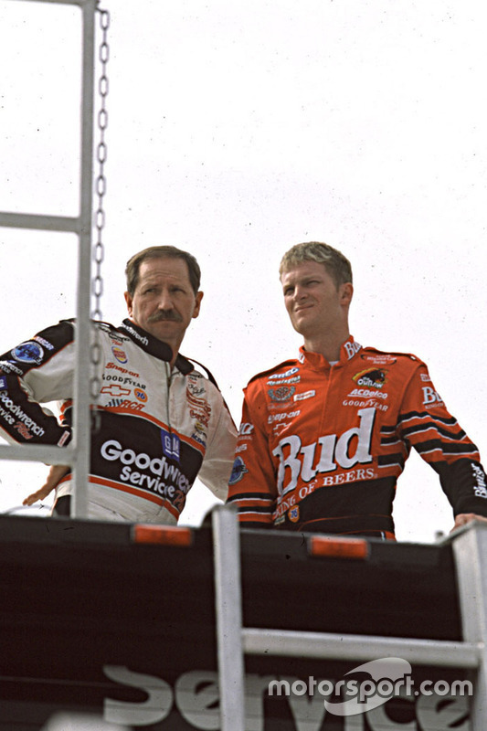 Dale Earnhardt und Dale Earnhardt Jr.