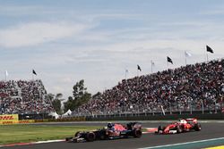 Carlos Sainz Jr., Scuderia Toro Rosso STR11