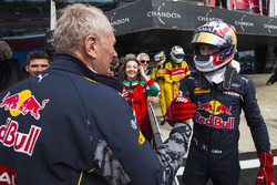 Хельмут Марко вітає з перемогою П'єрра Гаслі, Prema Racing