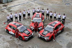 Джеймс Нэш, Пепе Ориола и Сергей Афанасьев, SEAT León, Team Craft-Bamboo Lukoil