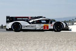 #1 Porsche Team Porsche 919 Hybrid: Timo Bernhard, Mark Webber, Brendon Hartley