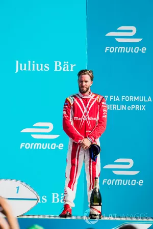Nick Heidfeld, Mahindra Racing, sul podio