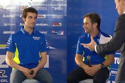 Alex Rins durante la presentación de Suzuki