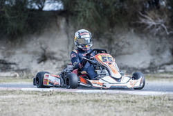 Carlos Sainz Jr., Scuderia Toro Rosso traint op de Karting Club Correcaminos in Recas
