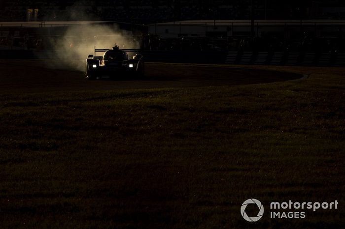 #10 Konica Minolta Cadillac DPi-V.R. Cadillac DPi, DPi: Renger Van Der Zande, Ryan Briscoe, Scott Dixon, Kamui Kobayashi