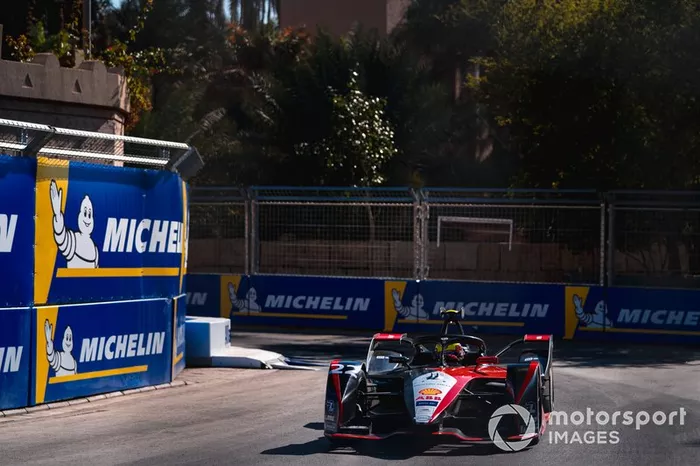 Oliver Rowland, Nissan e.Dams, Nissan IMO2 