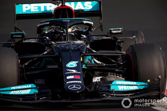 Lewis Hamilton, Mercedes W12