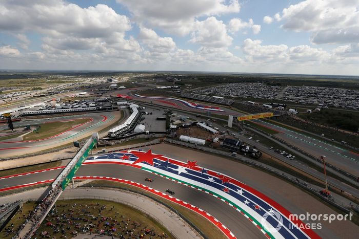 Lewis Hamilton, Mercedes W12, Lando Norris, McLaren MCL35M