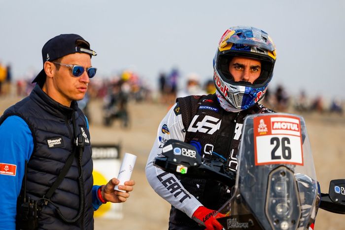 #26 Team Casteu: Camille Chapeliere