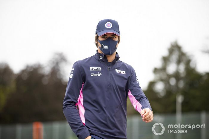 Lance Stroll, Racing Point, recorre la pista de Spa