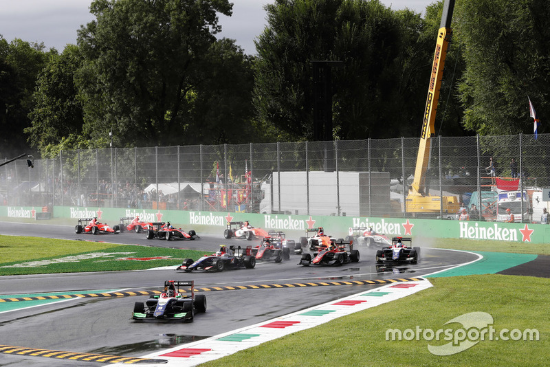 Départ chaotique à Monza, avec Beckmann en tête !