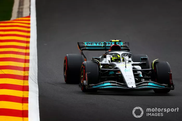 Lewis Hamilton, Mercedes W13