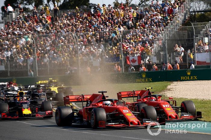 Sebastian Vettel, Ferrari SF90, Charles Leclerc, Ferrari SF90, Max Verstappen, Red Bull Racing RB15, Nico Hulkenberg, Renault F1 Team R.S. 19, y el resto de la parrilla