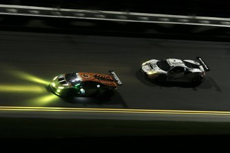 #63 Scuderia Corsa Ferrari 488 GT3: Cooper MacNeil, Toni Vilander, Dominik Farnbacher, Jeff Westphal, #11 GRT Grasser Racing Team Lamborghini Huracan GT3: Rolf Ineichen, Mirko Bortolotti, Christian Engelhart, Rik Breukers