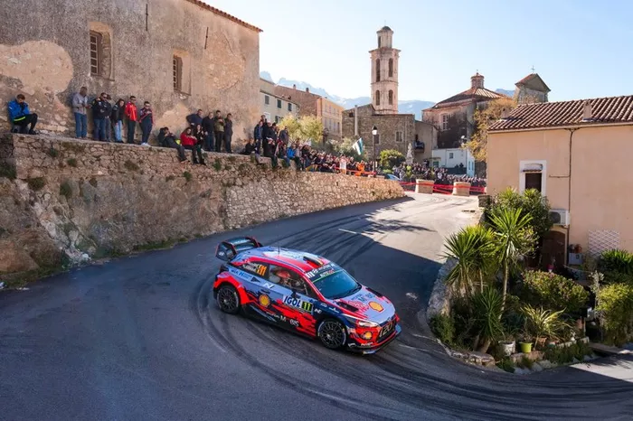 Thierry Neuville, Nicolas Gilsoul, Hyundai Motorsport Hyundai i20 Coupe WRC