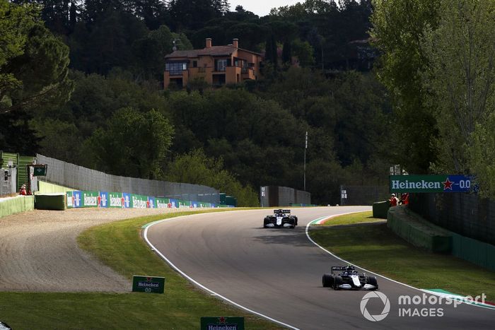 Nicholas Latifi, Williams FW43B, George Russell, Williams FW43B
