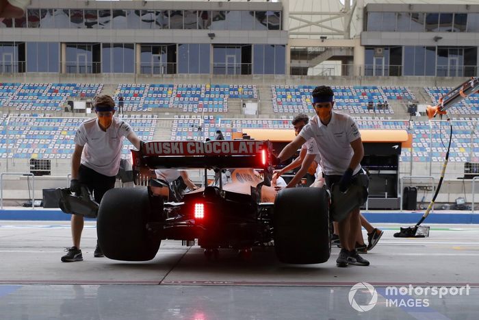 Carlos Sainz Jr., McLaren MCL35