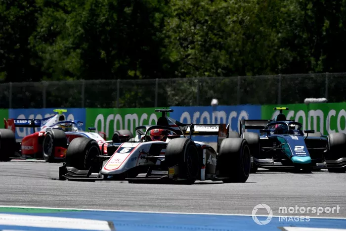 Christian Lundgaard, ART Grand Prix, Dan Ticktum, Dams, y Robert Shwartzman, Prema Racing