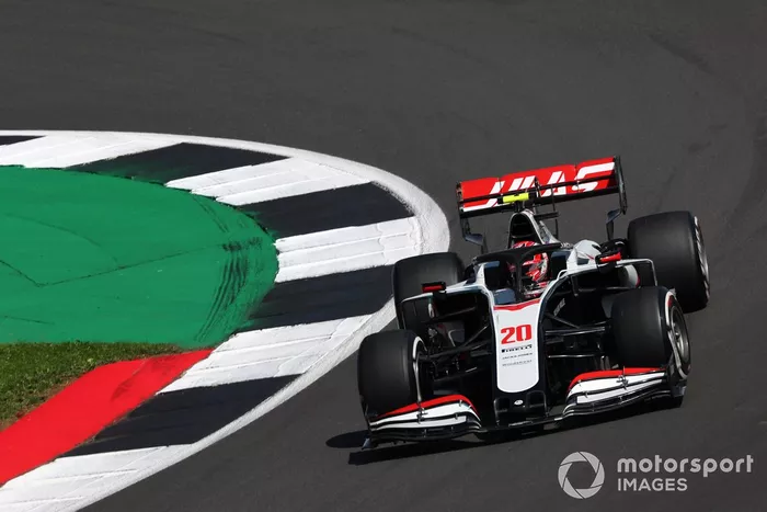 Kevin Magnussen, Haas VF-20