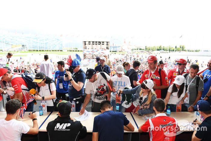 Lando Norris, Carlin, Dorian Boccolacci, MP Motorsport, Alexander Albon, DAMS, Louis Deletraz, Charouz Racing System 