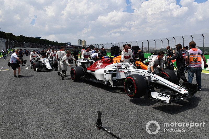 Charles Leclerc, Alfa Romeo Sauber C37 on the grid 