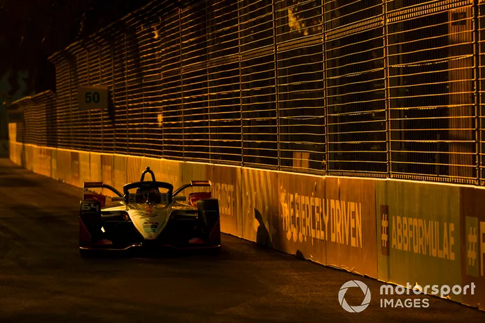 Katherine Legge, Mahindra Racing, M5 Electro 