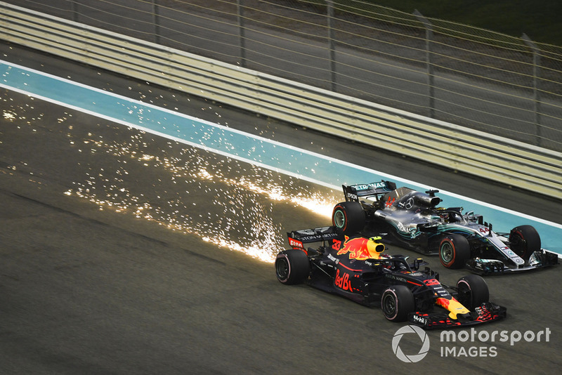 Max Verstappen, Red Bull Racing RB14 and Lewis Hamilton, Mercedes-AMG F1 W09 sparks and battle 