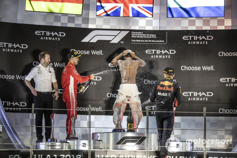 Директор Mercedes AMG з комунікацій Бредлі Лорд, Льюіс Хемілтон, Mercedes AMG F1, Себастьян Феттель, Ferrari, Макс Ферстаппен, Red Bull Racing