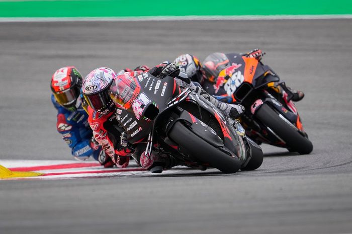 Aleix Espargaró, Aprilia Racing