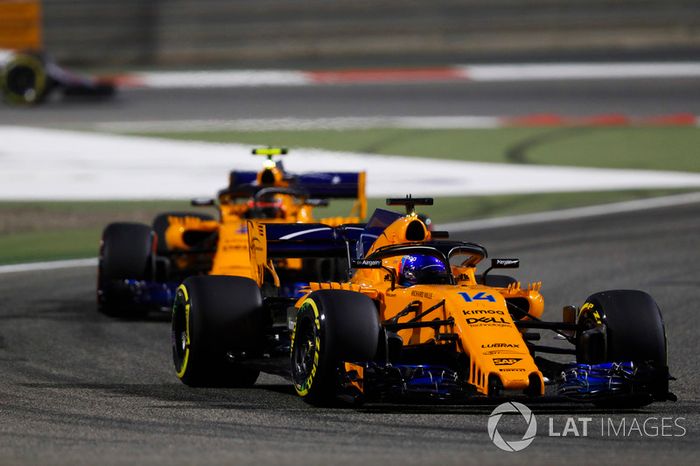 Fernando Alonso, McLaren MCL33 Renault, Stoffel Vandoorne, McLaren MCL33 Renault