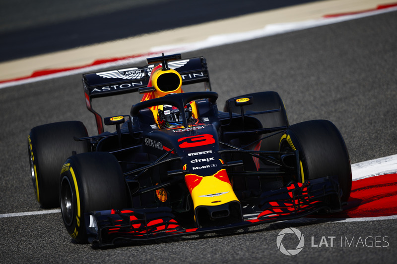 Ausfall: Daniel Ricciardo, Red Bull Racing RB14 Tag Heuer