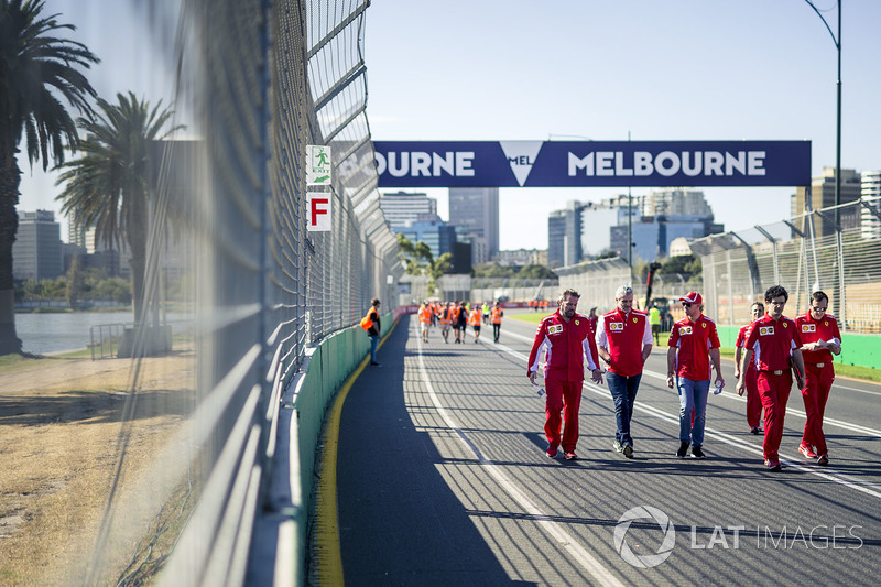 Sebastian Vettel, Ferrari walks the track with Maurizio Arrivabene, Ferrari Team Principal and Riccardo Adami, Ferrari Race Engineer