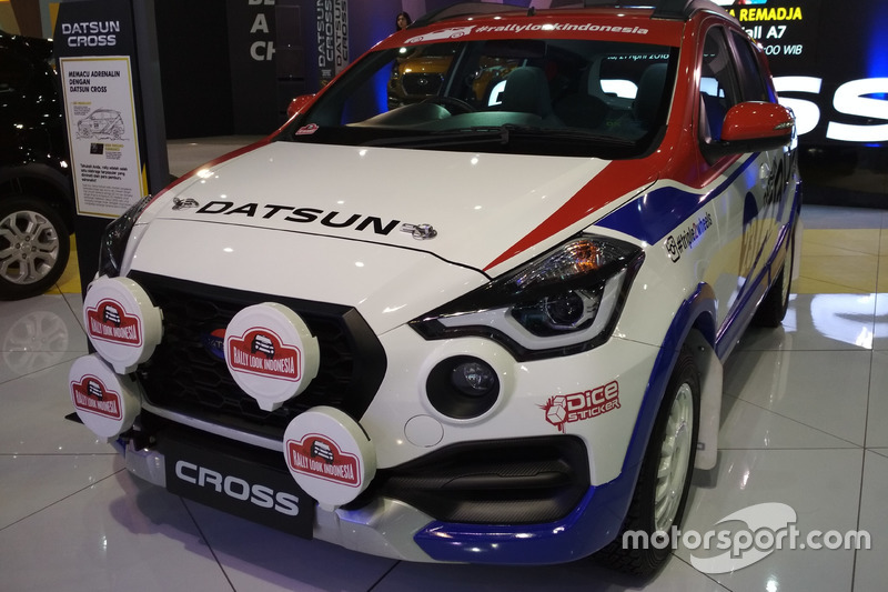 Datsun Cross Rally Look
