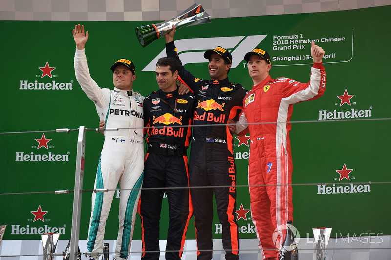 Podium: race winner Daniel Ricciardo, Red Bull Racing, second place Valtteri Bottas, Mercedes-AMG F1, third place Kimi Raikkonen, Ferrari