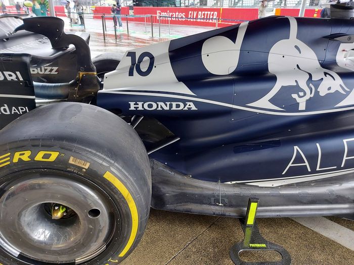 Detalles técnicos de AlphaTauri AT03