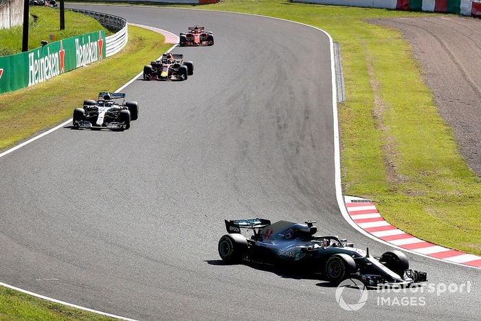 Lewis Hamilton, Mercedes-AMG F1 W09 líder al inicio