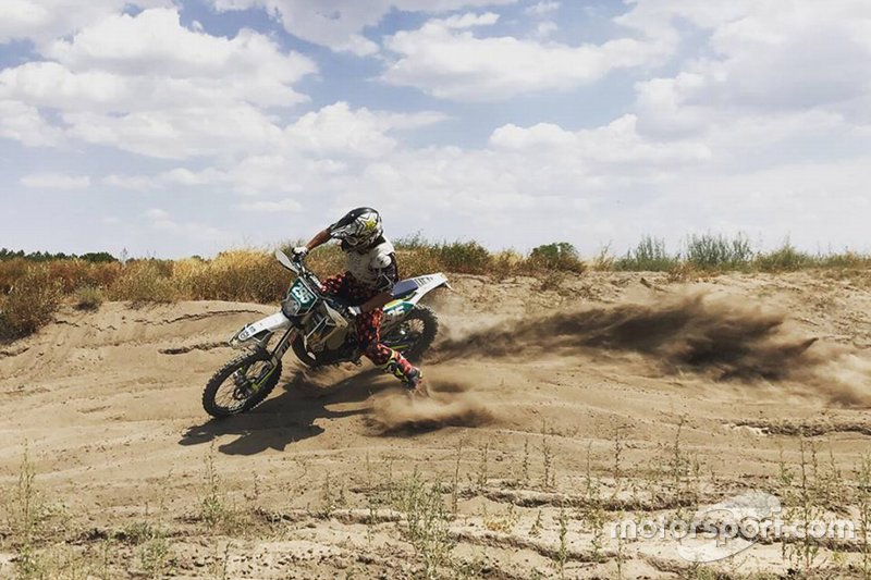 #99 Javi Vega, Original by Motul