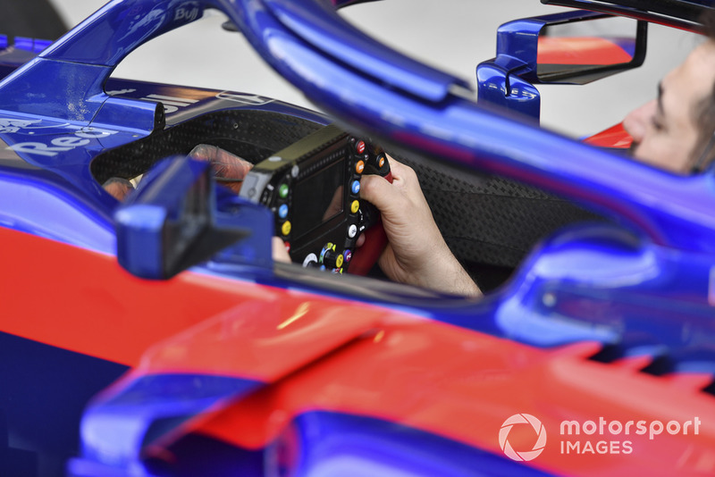 Scuderia Toro Rosso STR13 steering wheel