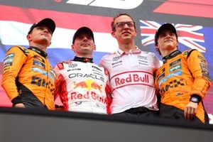 Lando Norris, McLaren, Oscar Piastri, McLaren, Max Verstappen, Red Bull Racing