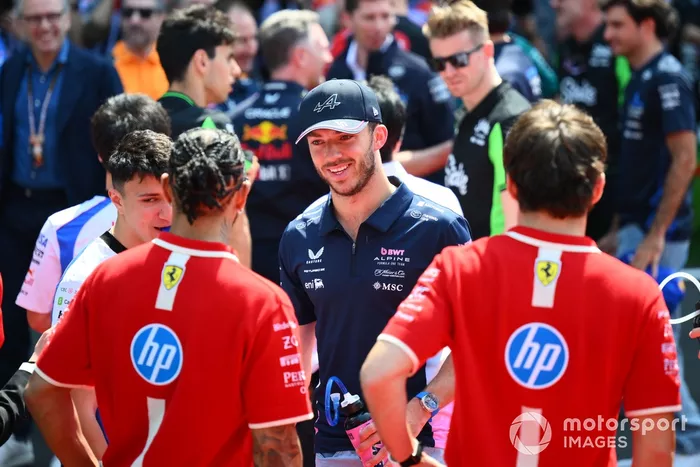 Charles Leclerc, Ferrari, Lewis Hamilton, Ferrari, Pierre Gasly, Alpine, Isack Hadjar, RB F1 Team