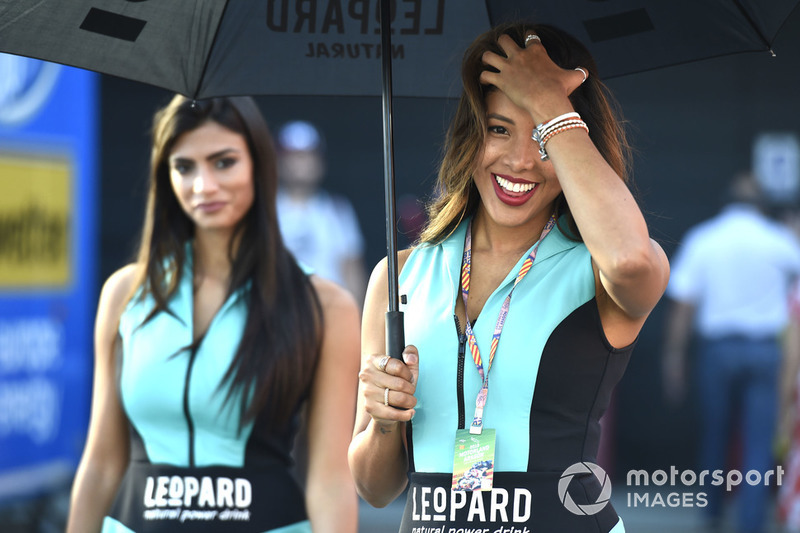 Grid girl