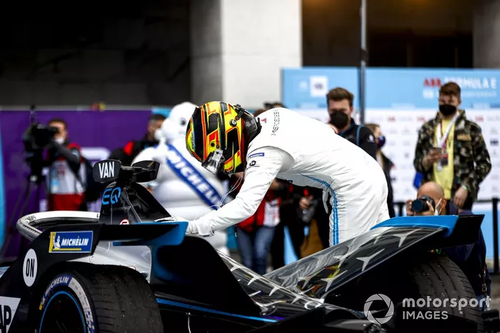 Stoffel Vandoorne, Mercedes-Benz EQ celebra la victoria en el parque cerrado