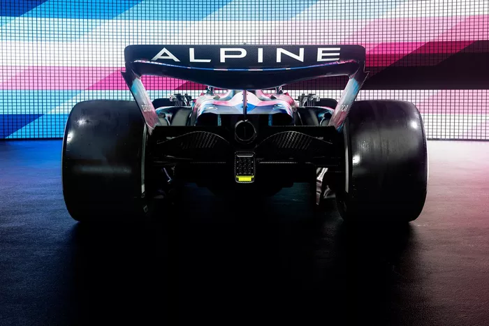 Alpine A524