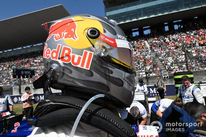 Daniel Ricciardo, Visa Cash App RB F1 Team, sur la grille de départ 