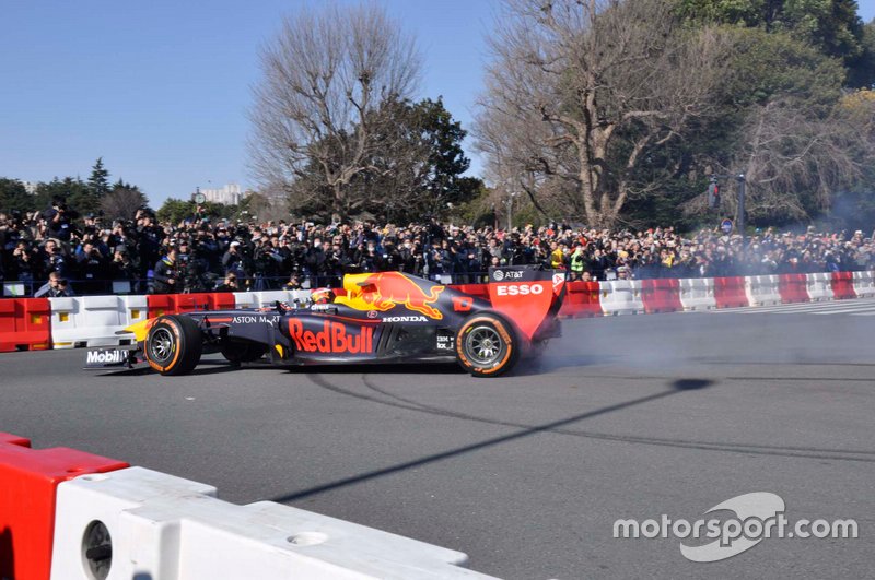 Red Bull Tokyo Gösteri Sürüşü