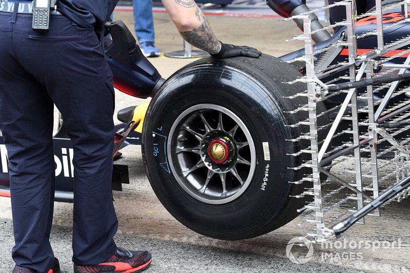 Red Bull Racing RB15 front wheel and aero sensors