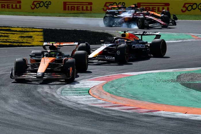 Lando Norris, McLaren, Max Verstappen, Red Bull Racing