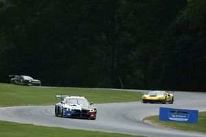 #1 Paul Miller Racing BMW M4 GT3 EVO: Madison Snow, Neil Verhagen
