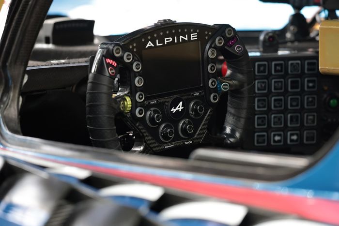 #35 Alpine Endurance Team Alpine A424